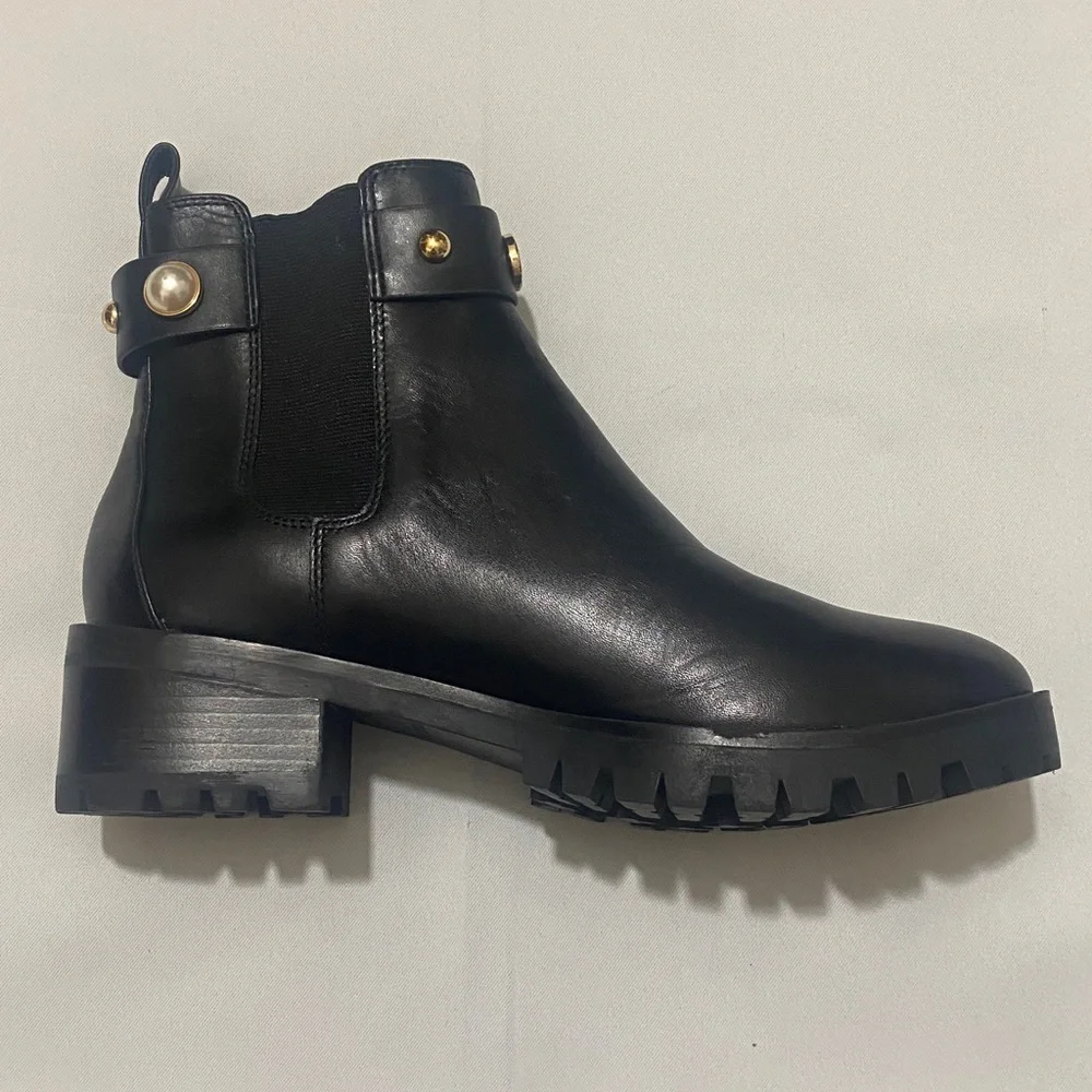 Karl Lagerfeld new without